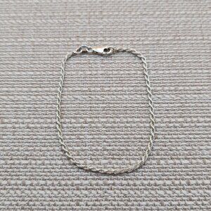 7 Inch Sterling Silver Simple Braid Chain Bracelet A5214